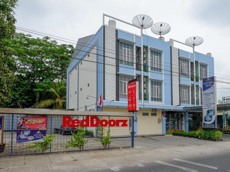Oyo 3746 Double Tree Guesthouse Purwokerto Bagian luar foto