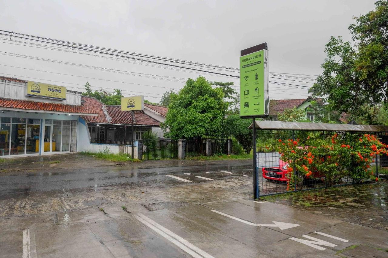 Oyo 3746 Double Tree Guesthouse Purwokerto Bagian luar foto