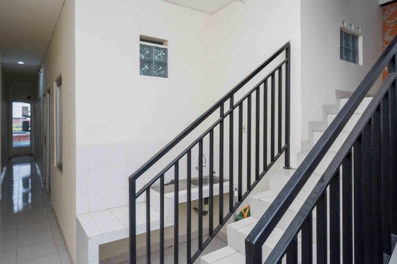 Oyo 3746 Double Tree Guesthouse Purwokerto Bagian luar foto